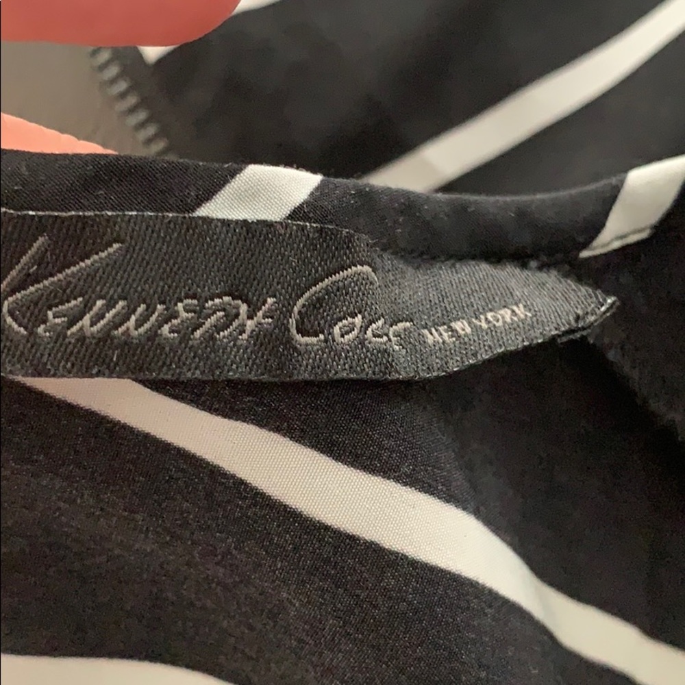 KENNETH COLE TOP - Picture 5 of 5